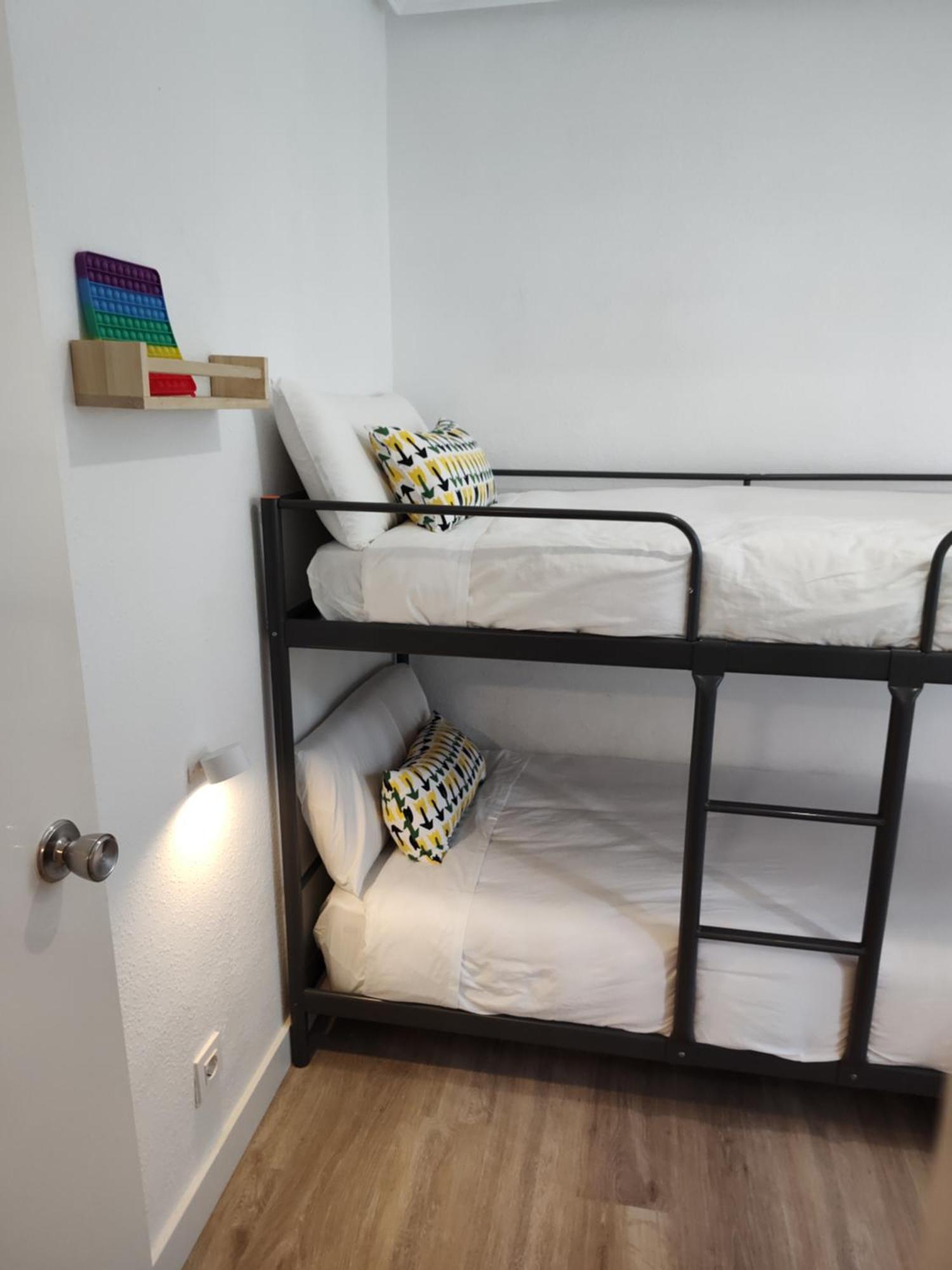 Apartamento Entero Con Desayuno Incluido Y Parking Gratuito, A 3 Km De Playa Con Aire Acondicionado 马斯奇兹 外观 照片